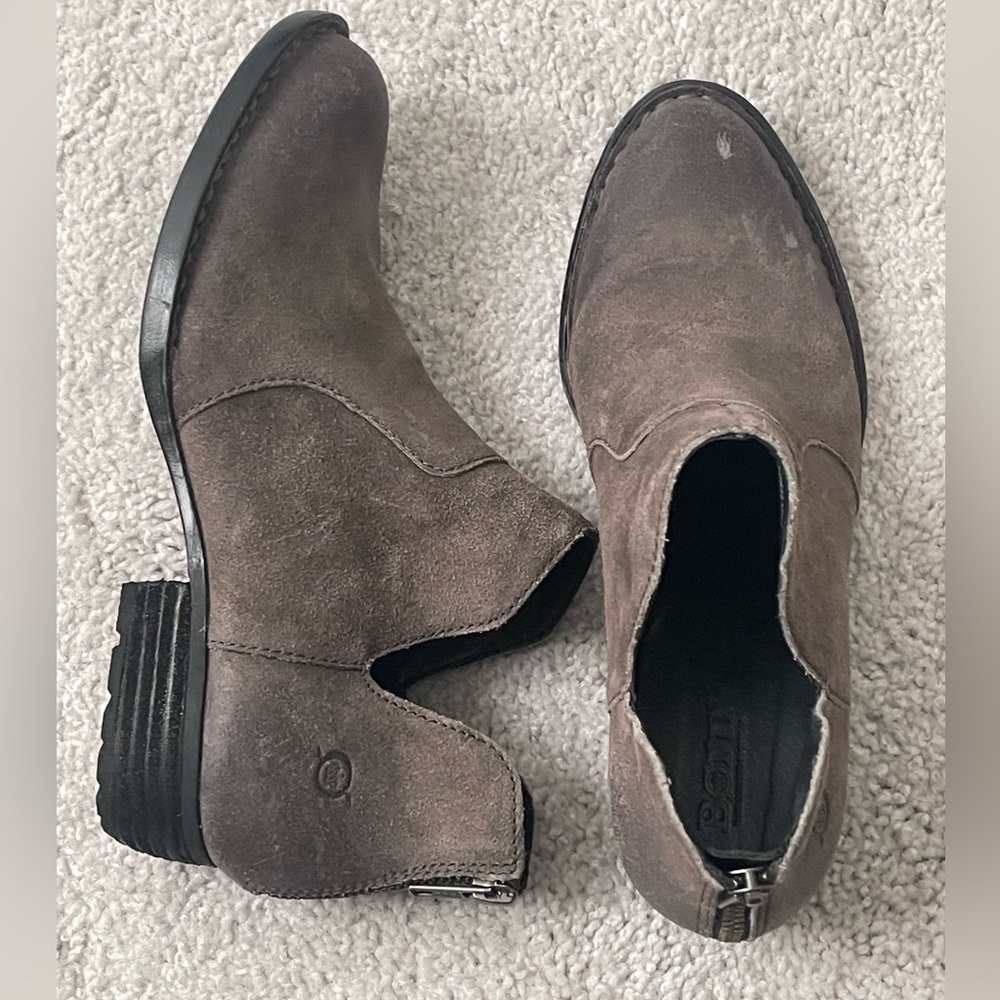 NWOT Born destressed leather ankle booties